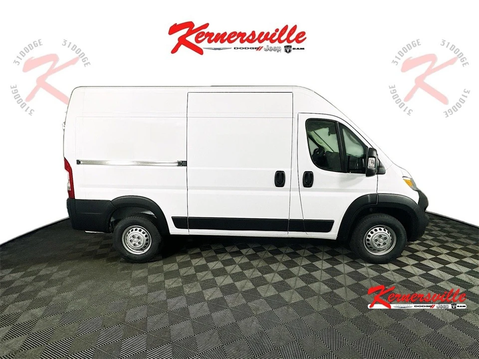 2025 Ram ProMaster - Image 8 of 12
