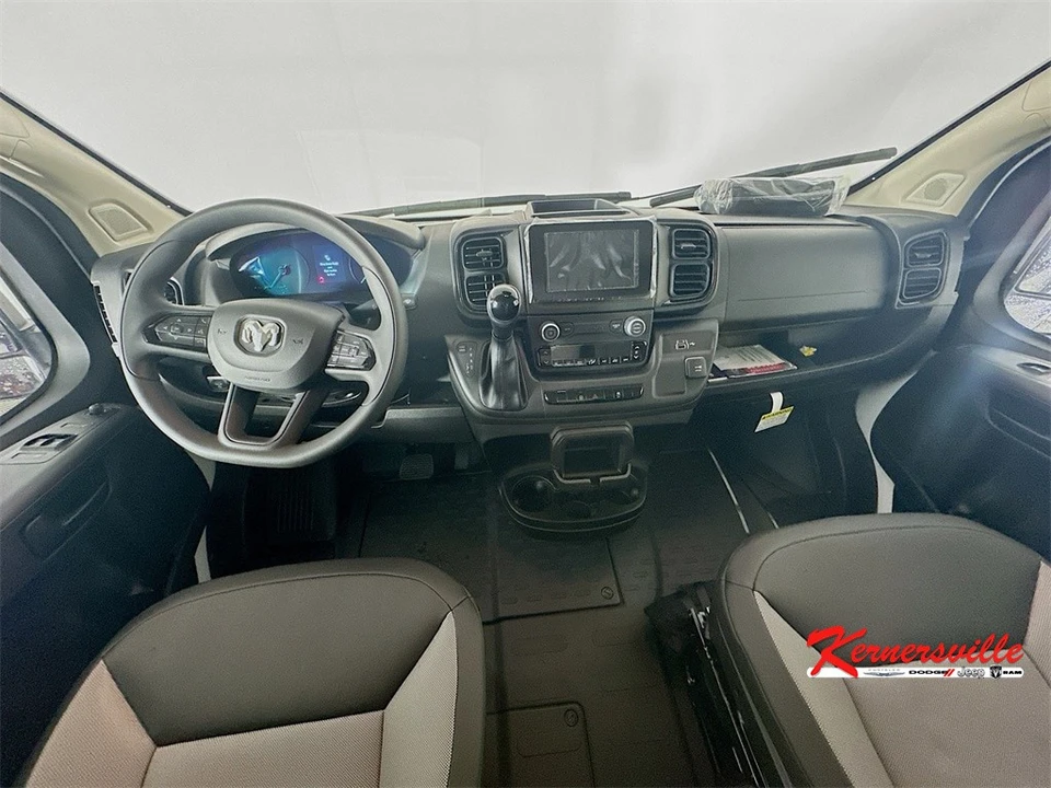 2025 Ram ProMaster - Image 9 of 12