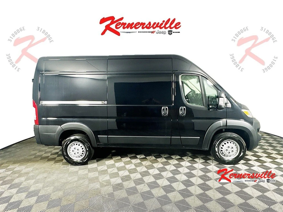 2025 Ram ProMaster - Image 8 of 12