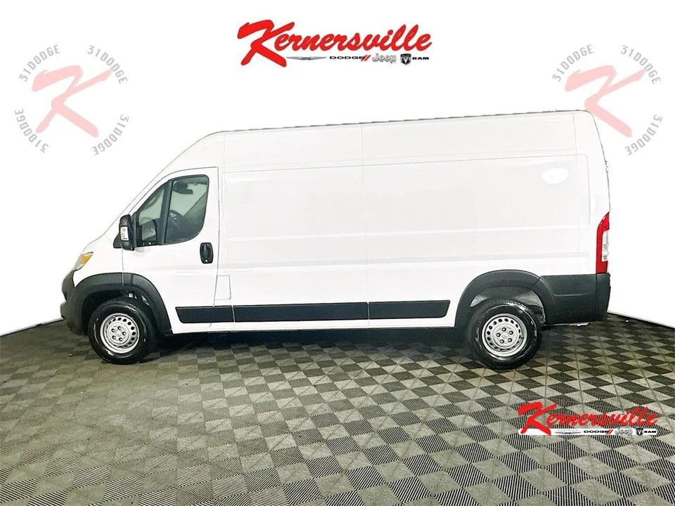 2025 Ram ProMaster - Image 4 of 12