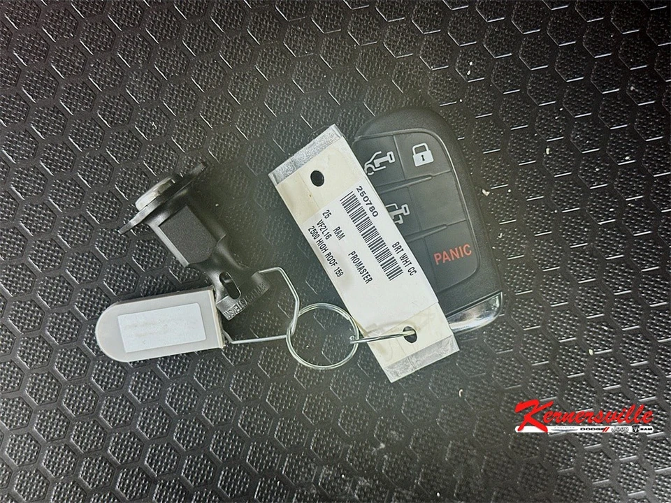 2025 Ram ProMaster - Image 20 of 21