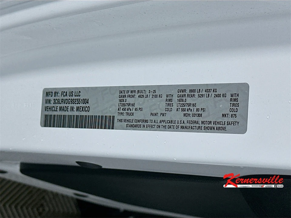 2025 Ram ProMaster - Image 19 of 21