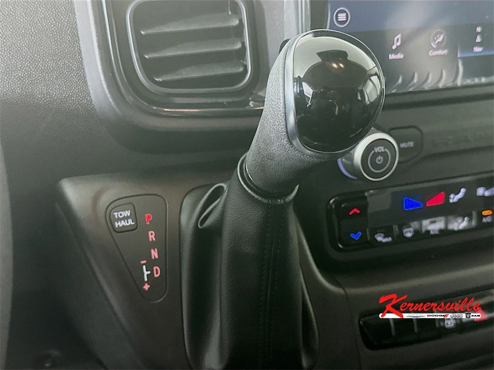 2025 Ram ProMaster - Image 12 of 21