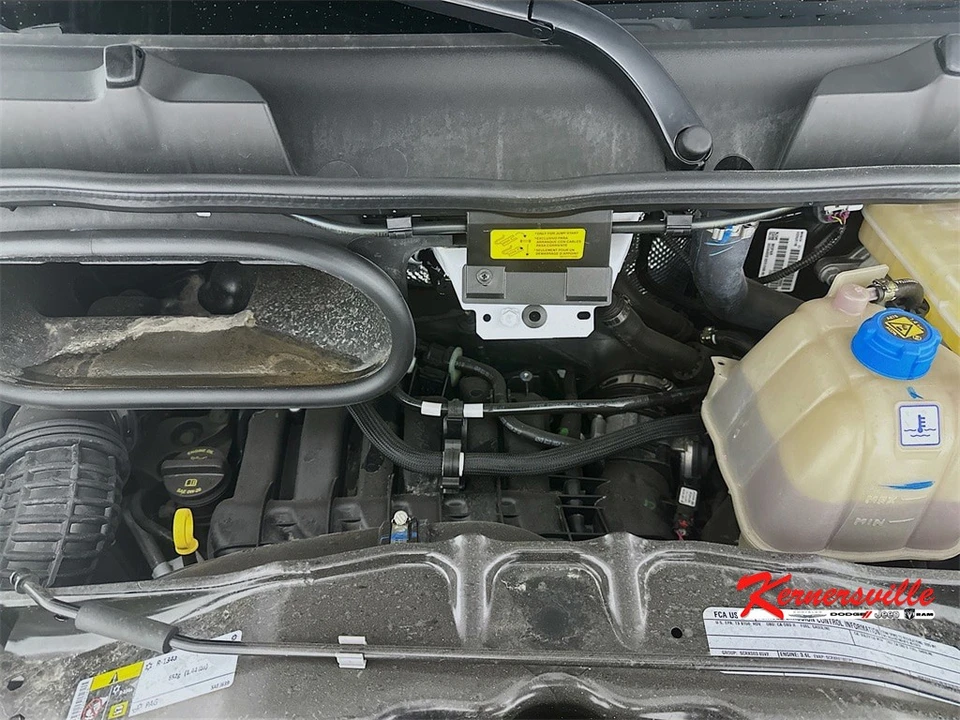 2025 Ram ProMaster - Image 18 of 21