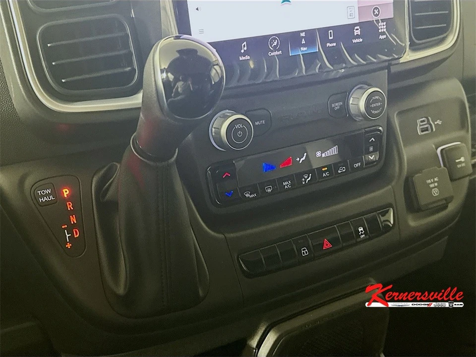 2025 Ram ProMaster - Image 13 of 21