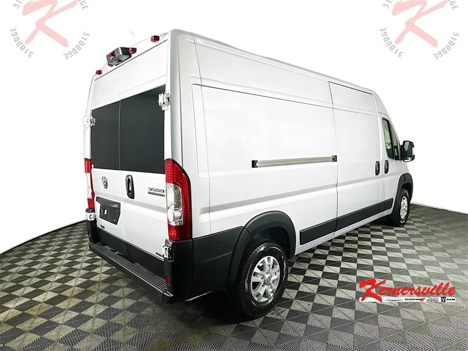 2025 Ram ProMaster - Image 8 of 12