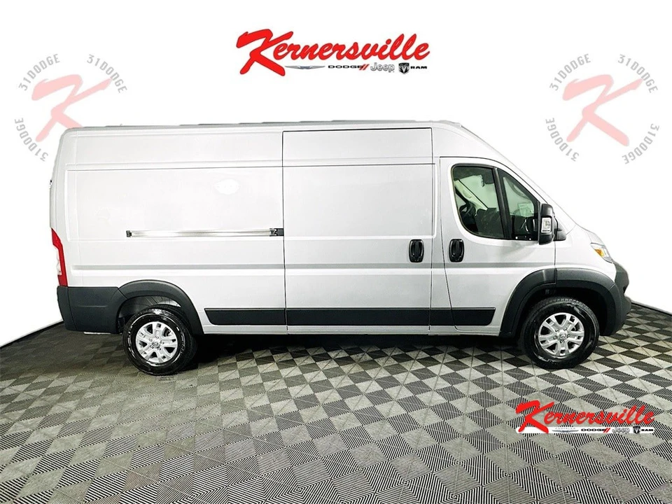 2025 Ram ProMaster - Image 9 of 21