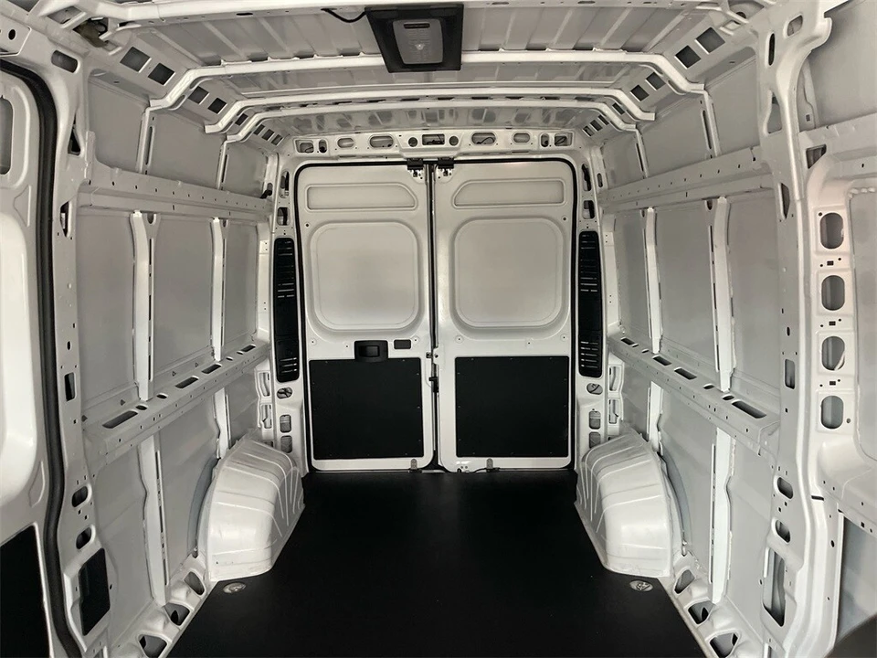 2025 Ram ProMaster - Image 10 of 12