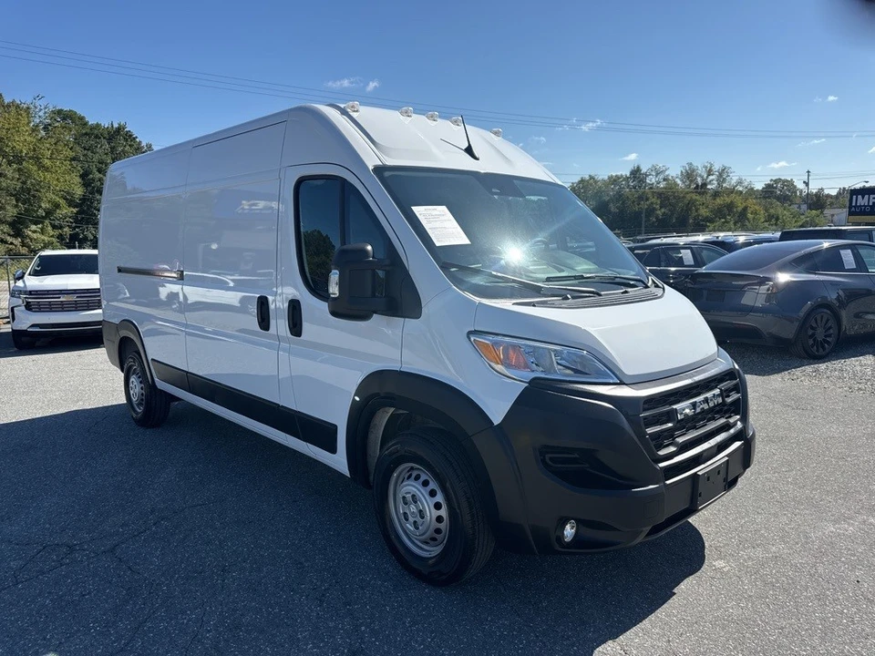 2025 Ram ProMaster - Image 7 of 12