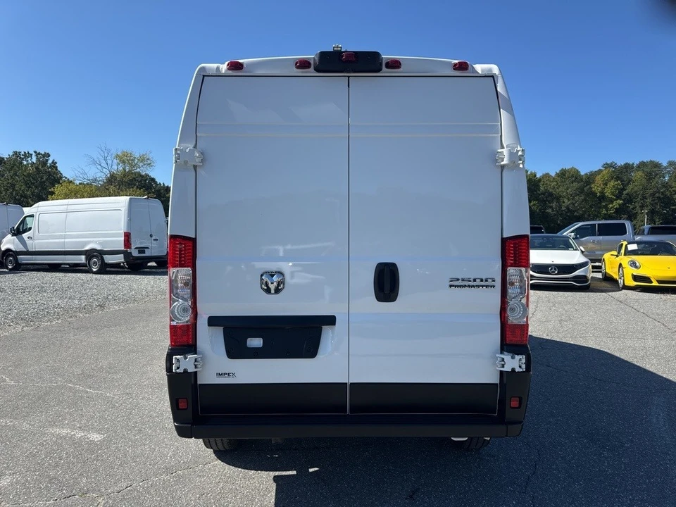 2025 Ram ProMaster - Image 4 of 12