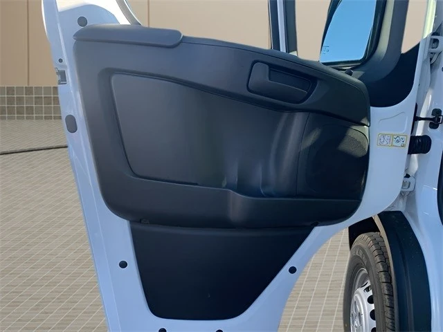 2025 Ram ProMaster - Image 17 of 21