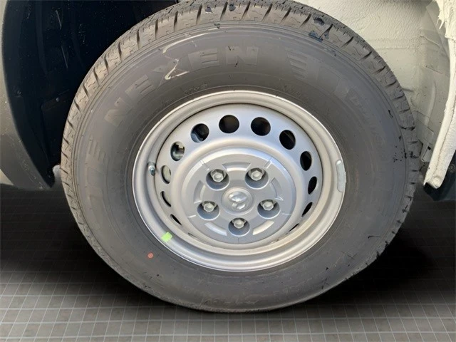 2025 Ram ProMaster - Image 10 of 12