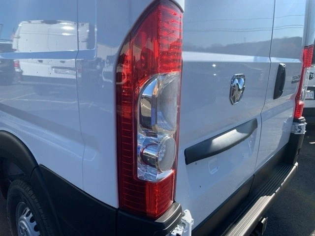 2025 Ram ProMaster - Image 13 of 21