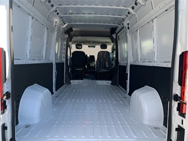 2025 Ram ProMaster - Image 12 of 21
