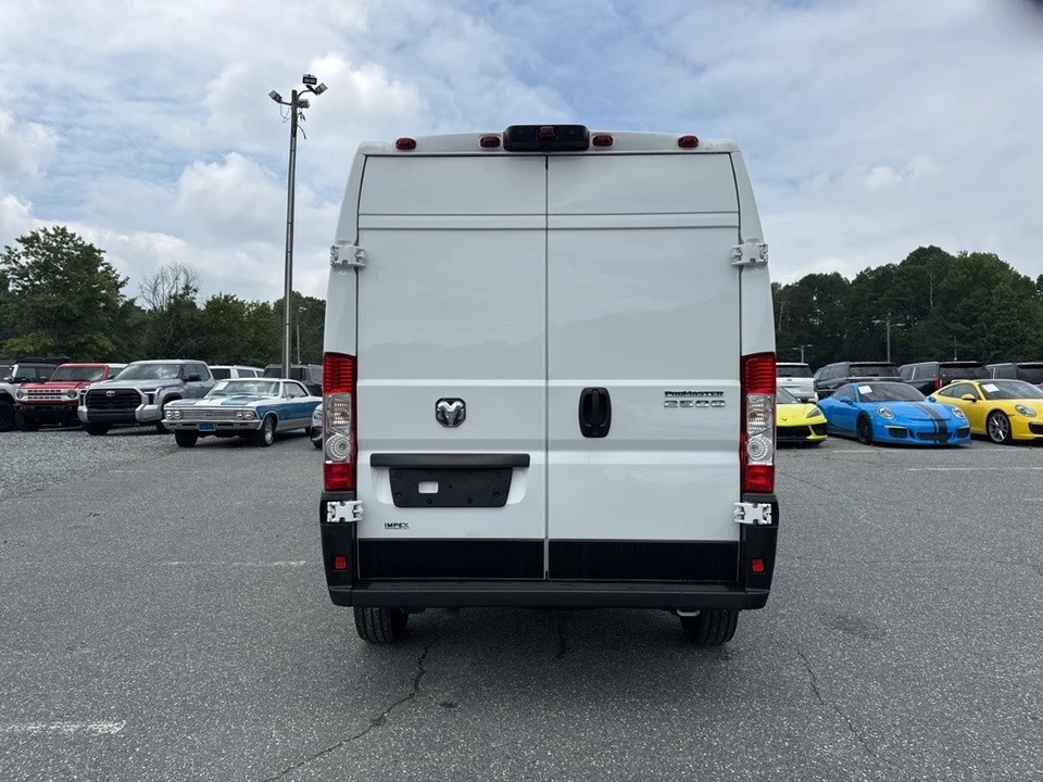2025 Ram ProMaster - Image 4 of 12