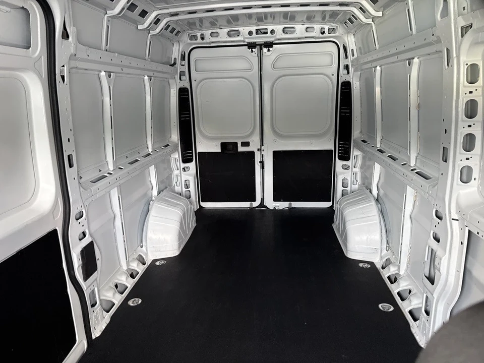 2025 Ram ProMaster - Image 10 of 12