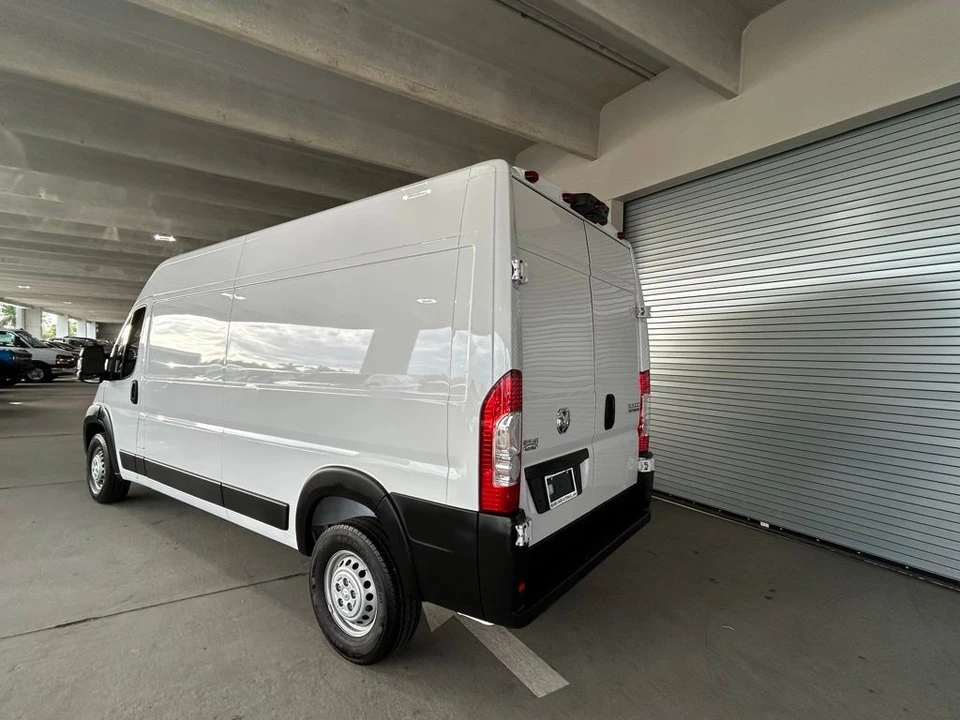 2025 Ram ProMaster - Image 6 of 12