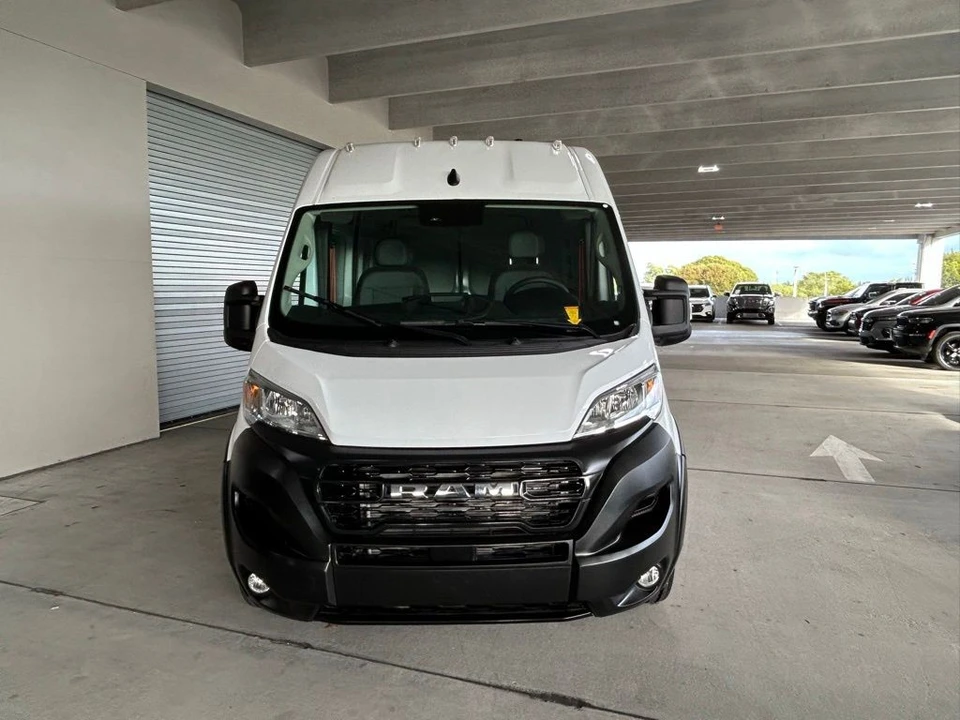 2025 Ram ProMaster - Image 8 of 12