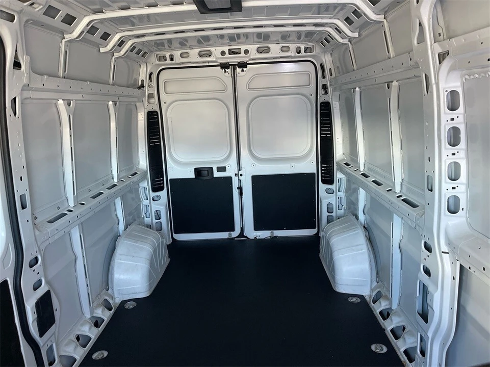 2025 Ram ProMaster - Image 10 of 12