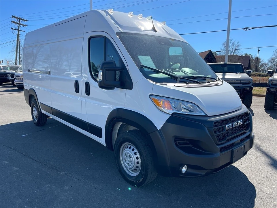 2025 Ram ProMaster - Image 7 of 12