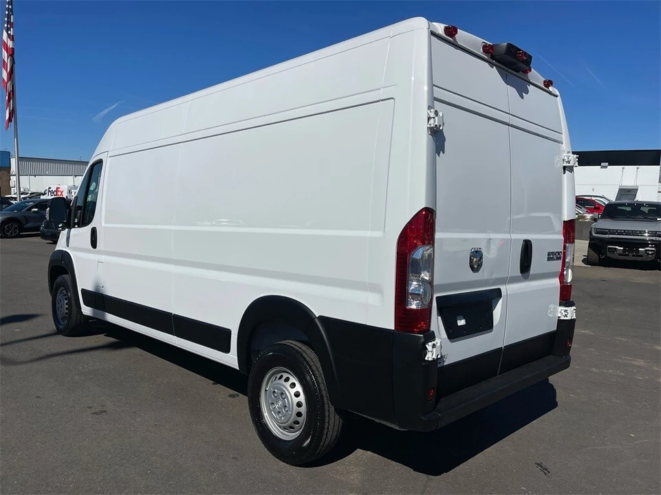 2025 Ram ProMaster - Image 3 of 12