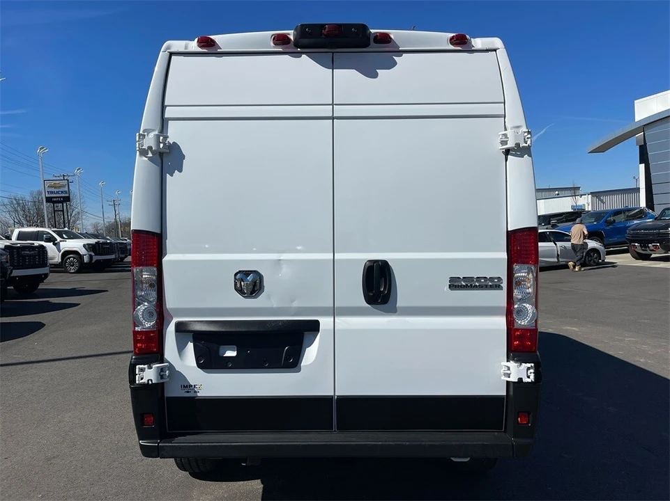 2025 Ram ProMaster - Image 4 of 12