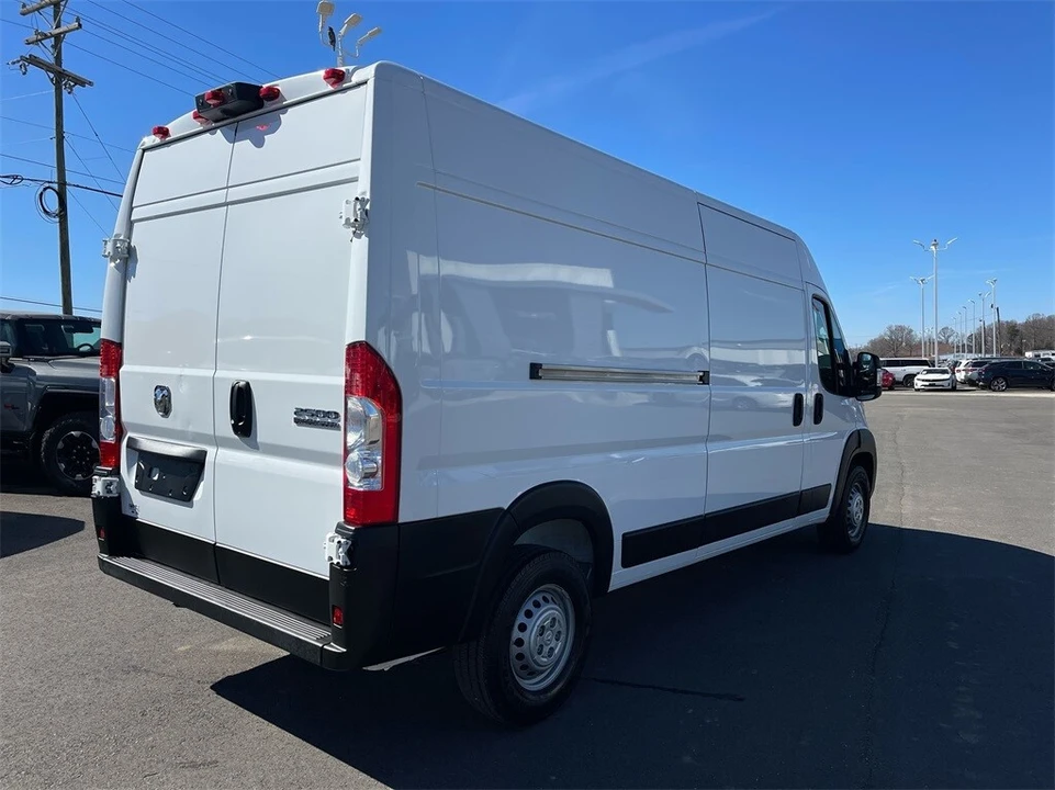 2025 Ram ProMaster - Image 5 of 12