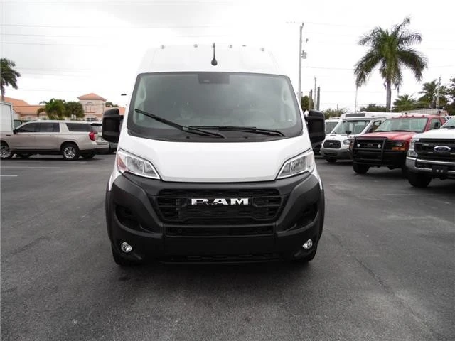 2025 Ram ProMaster - Image 2 of 19