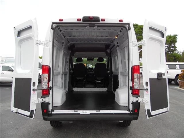 2025 Ram ProMaster - Image 8 of 19