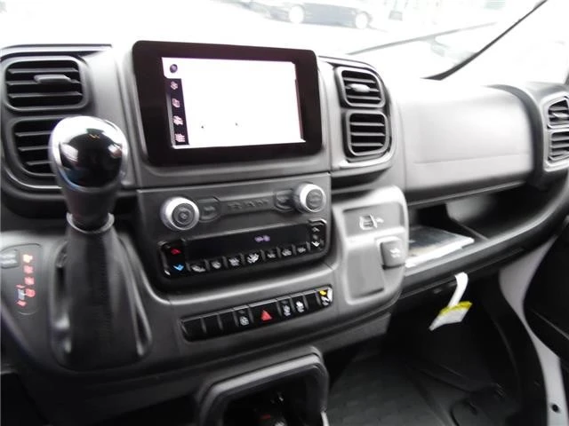 2025 Ram ProMaster - Image 17 of 19