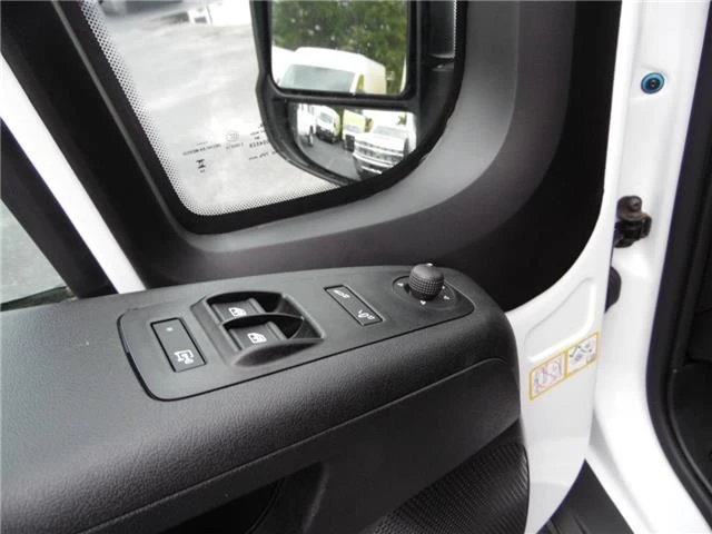 2025 Ram ProMaster - Image 14 of 19