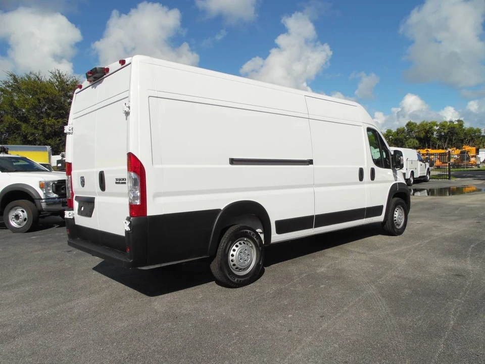 2025 Ram ProMaster - Image 5 of 21