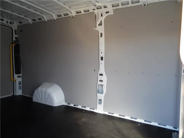 2025 Ram ProMaster - Image 12 of 21