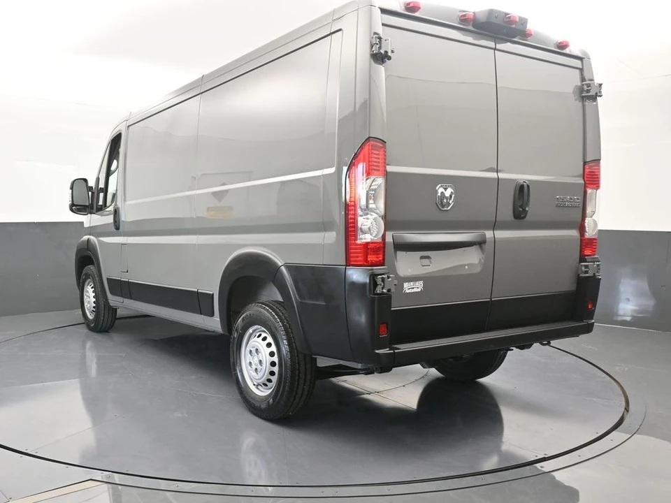 2025 Ram ProMaster - Image 4 of 12