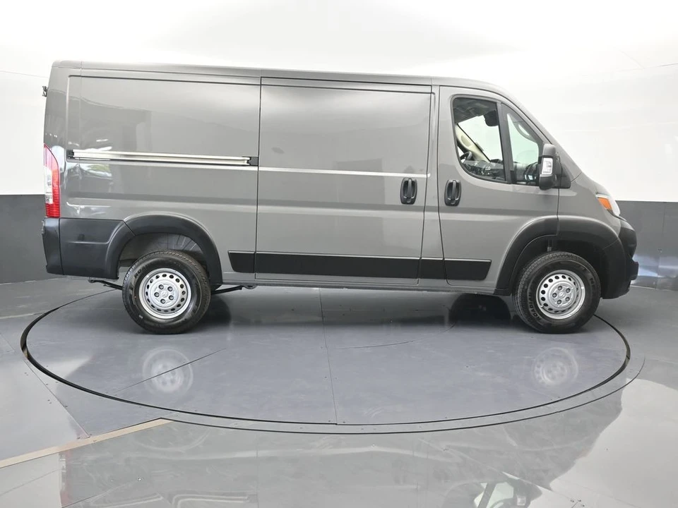2025 Ram ProMaster - Image 7 of 12