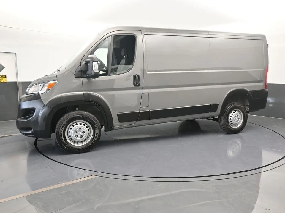 2025 Ram ProMaster - Image 2 of 12