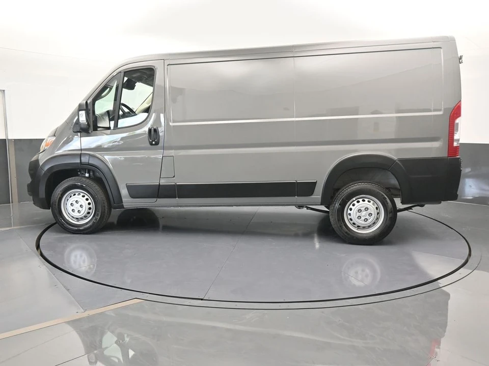 2025 Ram ProMaster - Image 3 of 12