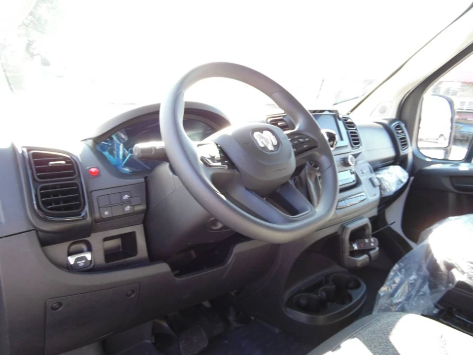 2025 Ram ProMaster - Image 17 of 21