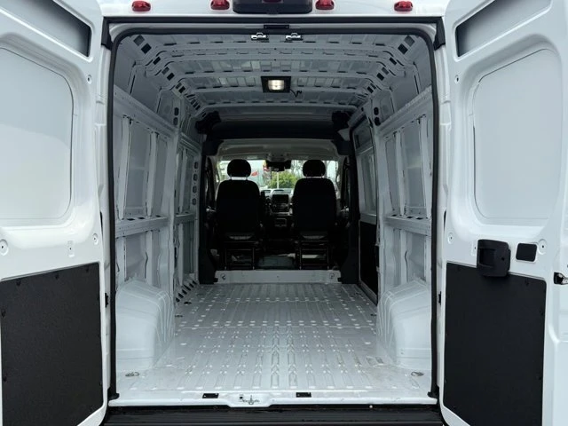 2025 Ram ProMaster - Image 11 of 12