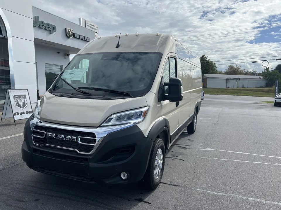 2025 Ram ProMaster - Image 6 of 12