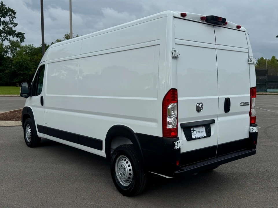 2025 Ram ProMaster - Image 4 of 12