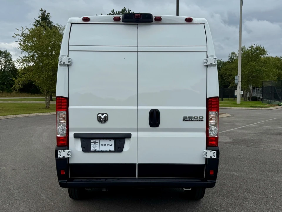 2025 Ram ProMaster - Image 6 of 12