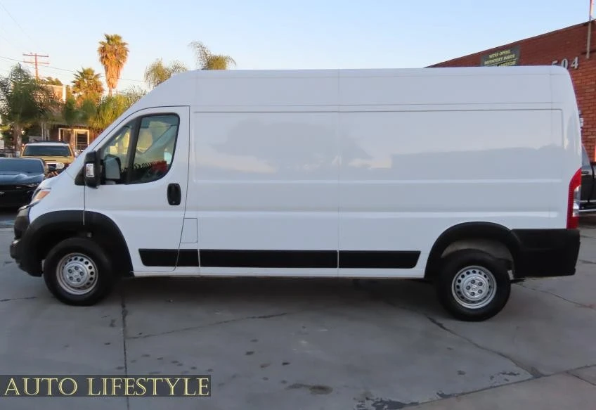 2025 Ram ProMaster - Image 5 of 21
