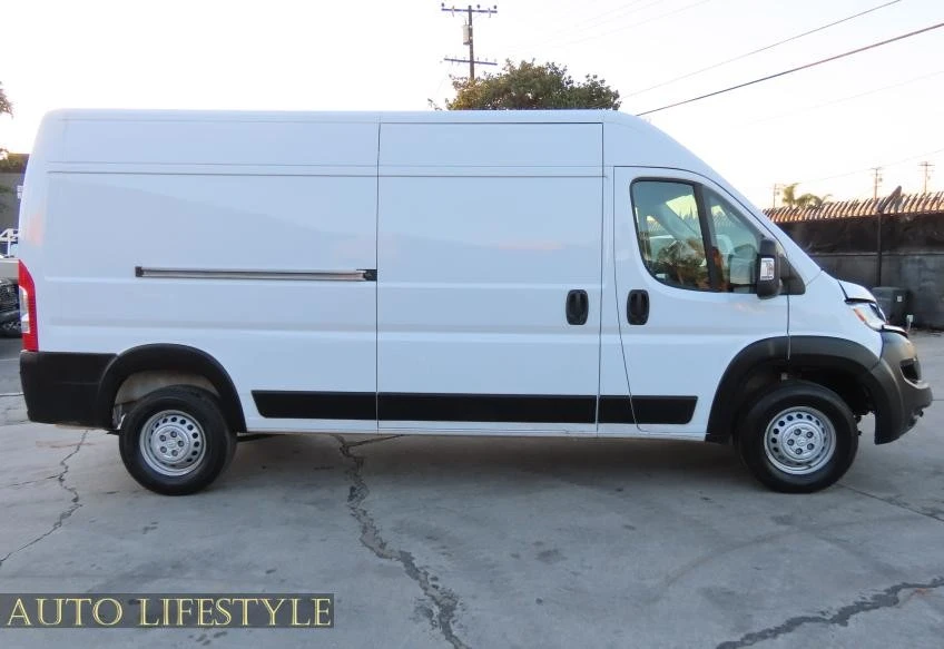 2025 Ram ProMaster - Image 6 of 21