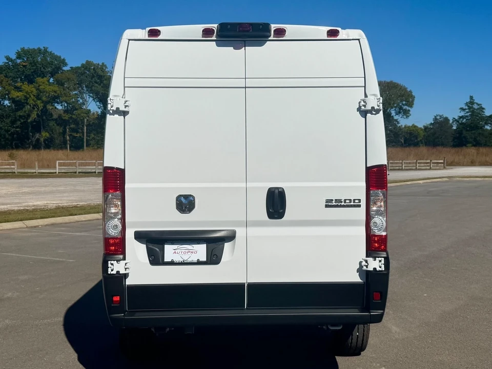 2025 Ram ProMaster - Image 6 of 12