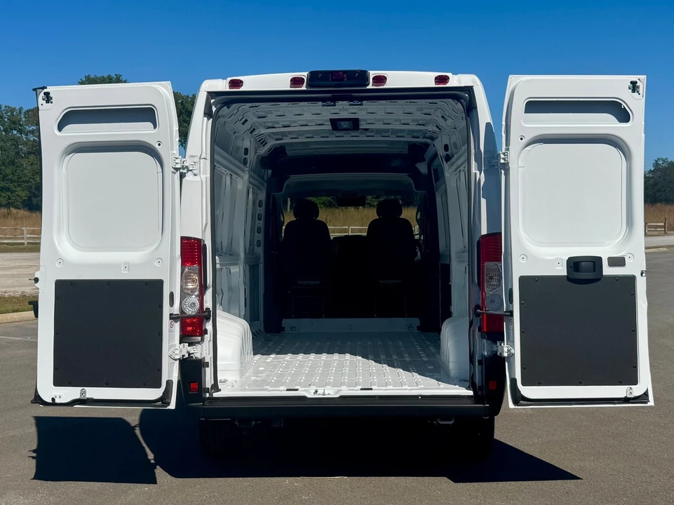 2025 Ram ProMaster - Image 7 of 12