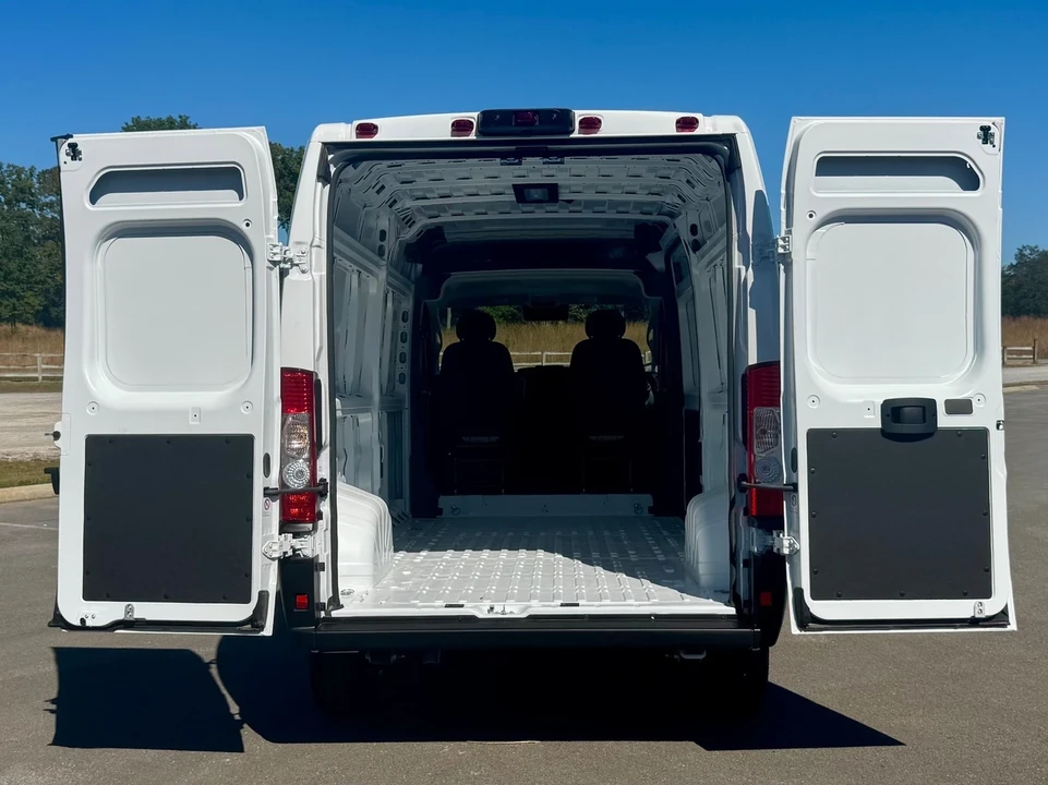 2025 Ram ProMaster - Image 7 of 12