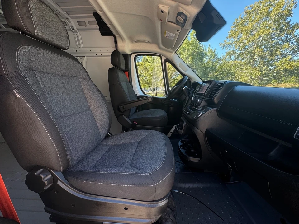 2025 Ram ProMaster - Image 18 of 21