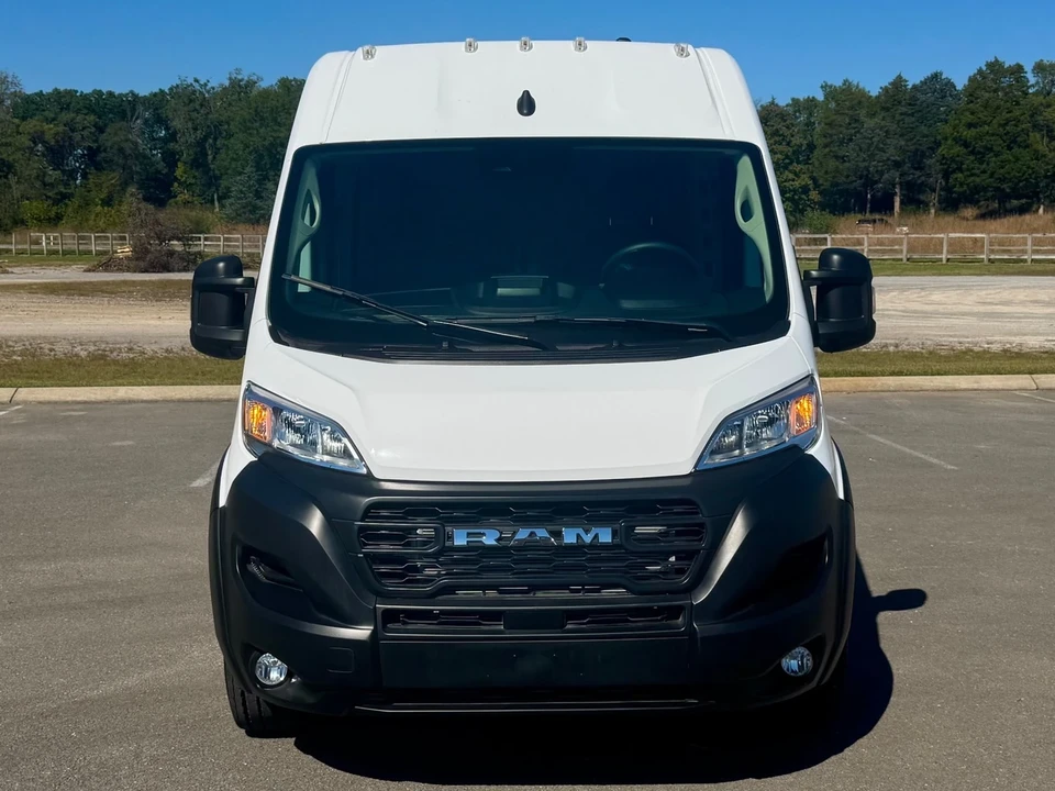 2025 Ram ProMaster - Image 5 of 12