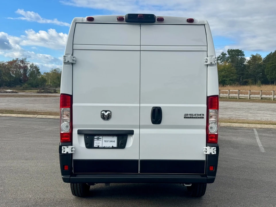 2025 Ram ProMaster - Image 6 of 12
